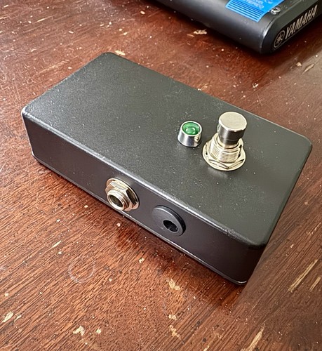 lightsoundgeometry Green Ringer octave up guitar pedal