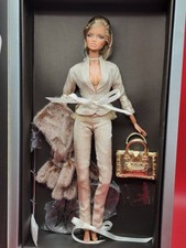 2006 Integrity FR FEMME DU MONDE Natalia Fatale Dressed Doll #91109 NRFB