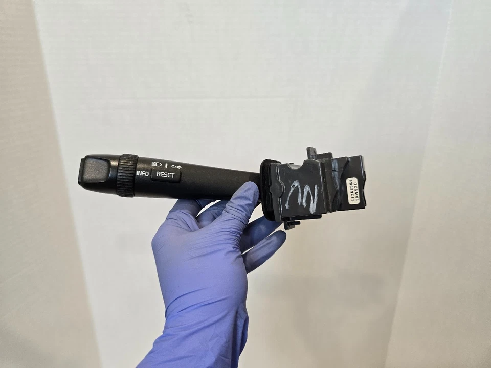 2005-14 VOLVO S60 S80 V70 XC70 XC90 Turn Signal 30768097 31268566 31268561 A120 - Image 4 of 4