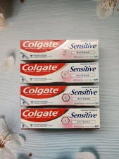 4× Colgate Sensitive Whitening Fresh Mint Toothpaste, 6 fl oz, Exp: 03-2027