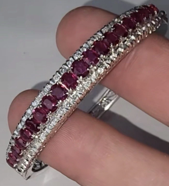 Brazalete de oro con diamantes rubí Foto 4 de 4