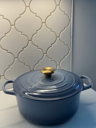 Le Creuset Dutch Oven 5.5qt