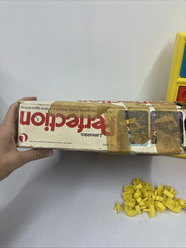 Lakeside's Perfection Game Complete W/ Original Rough Box  & Pieces 8370 1970s - Image 3 of 4