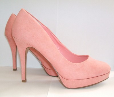 coral colour heels