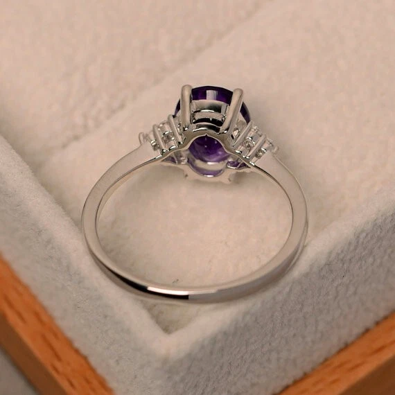 Anillo de aniversario de diamantes amatistas naturales reales de 2,15 quilates de oro blanco macizo de 14 quilates Foto 3 de 4