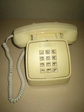 1983 GTE Automatic Electric Telephone Push Dial Cord Land Line Desk Phone VTG