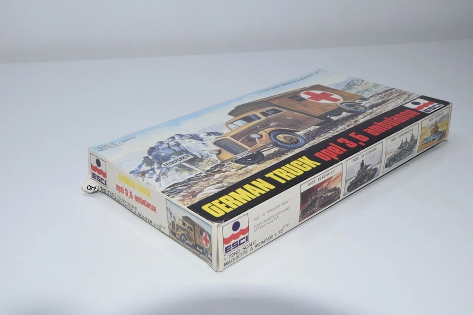 B28 1:72 ESCI 8035 OPEL 3.6 AMBULANZA CAMION TEDESCO MIB - Immagine 4 di 4