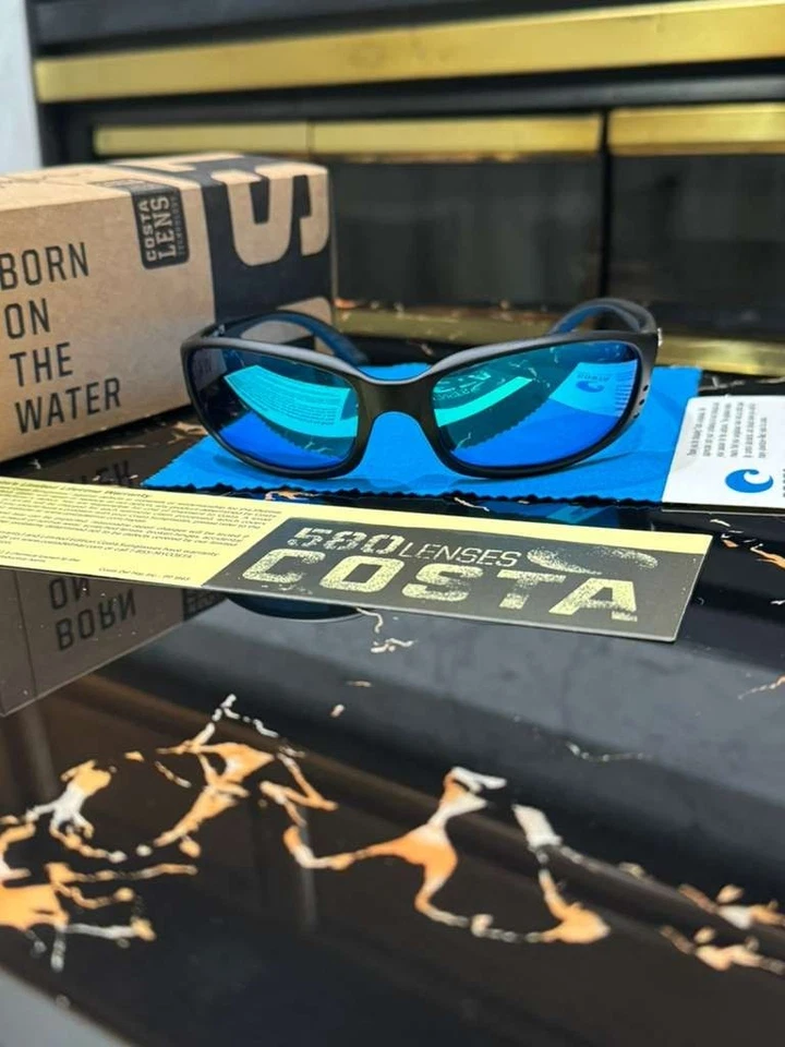 Gafas de sol polarizadas Costa Del Mar salmuera marco negro mate espejo azul 580P Foto 2 de 4