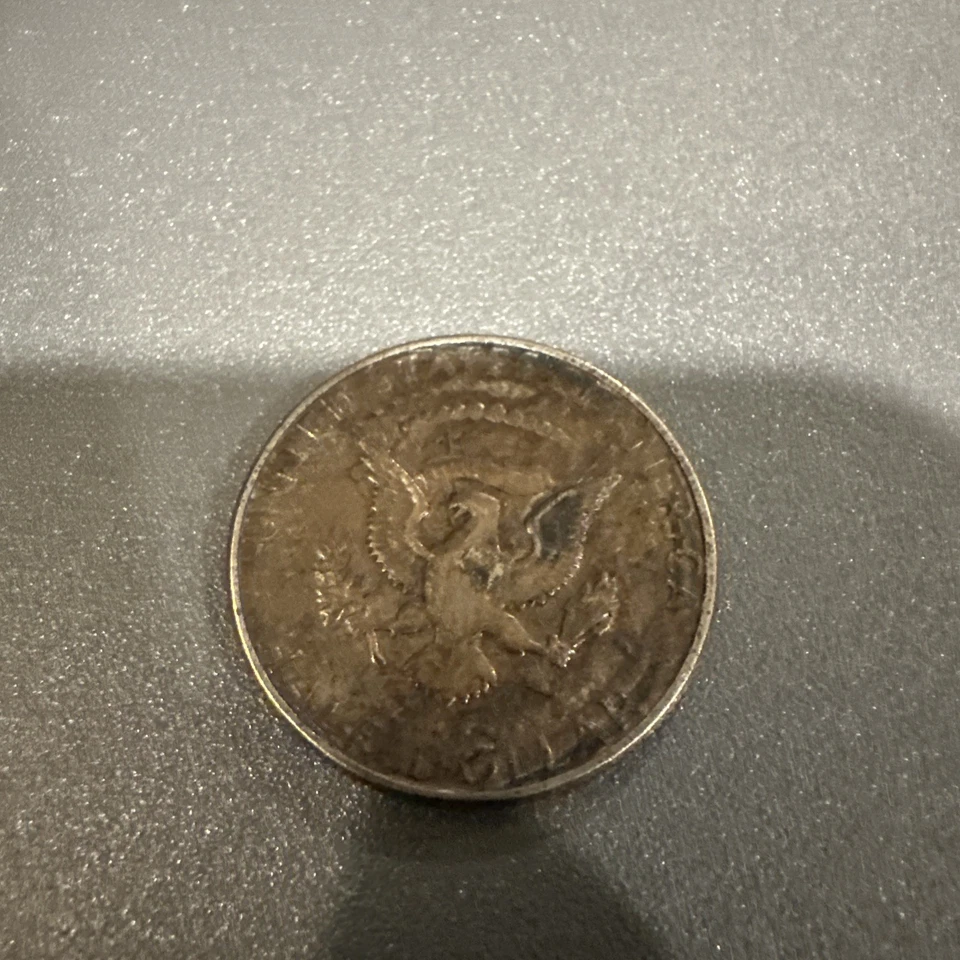 1971 Kennedy Half Dollar 50 Cent Coin - Free Shipping - Image 2 of 2