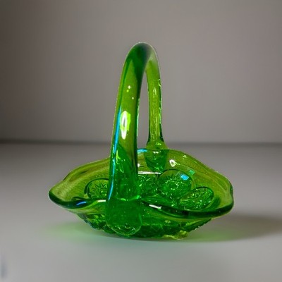 Vintage Anchor Hocking Green Depression Glass Medallion Basket Starburst Pattern