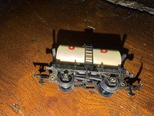 Tri-ang Railways U.D. Cream Tank Wagon – 00 Gauge – Vintage Boxed Model