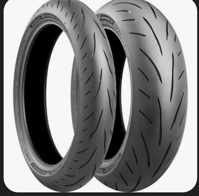 よ*^様 バトラックス S23 120/70 ZR17 190/55ZR17 2 120/70ZR-17, 190/55ZR-17 Bridgestone Battlax Hypersport S23 Tires