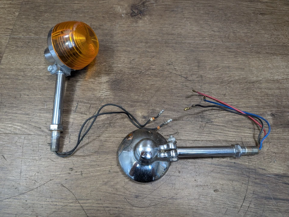 Honda cm400A 1979 intermitentes delanteros izquierdo derecho luces - 33450-413-881 Foto 3 de 4