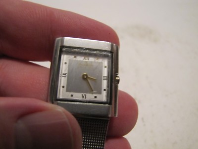 Skagen Denmark 812SSLW1 Two-Hand Quartz Analog Women\'s Watch New Battery Skagen Denmark Swiss Quartz 433SSLR Womens Watch Red Band  main image 3