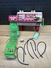 Bionic Woman 1976 Kenner Beauty Salon with Furniture PARTS PIECES