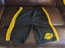 NEW QUALITY NBA LOS ANGELES LAKERS BASKETBALL SHORTS 11-12 Yrs 152cm