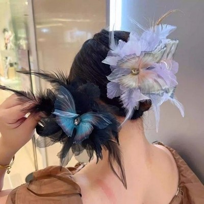 Doppelseitige Feder Haarnadel mit Fliege für mühelose Haartransformationen