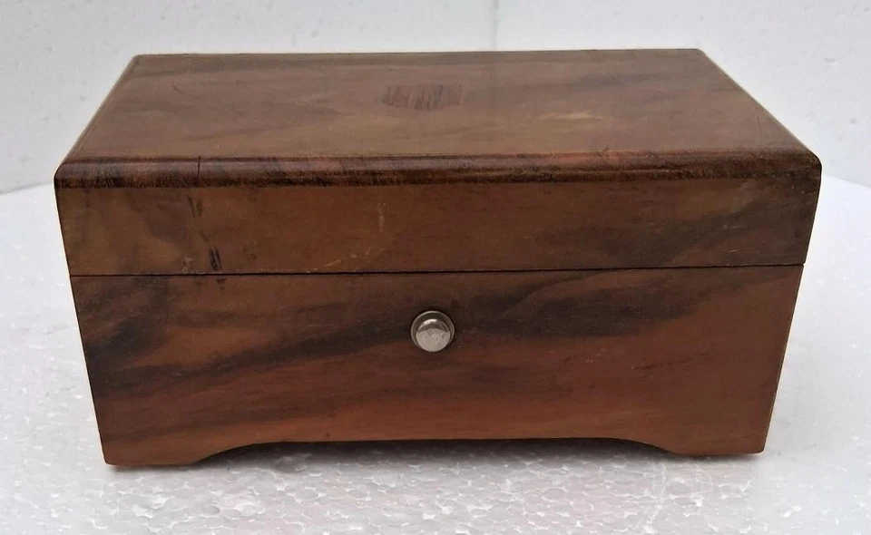 Musikdose Holz, 4 Melodien , Spieluhr, SW 52-er Thorens, Mel: "Santa Lucia" u.a. - Bild 3 von 4