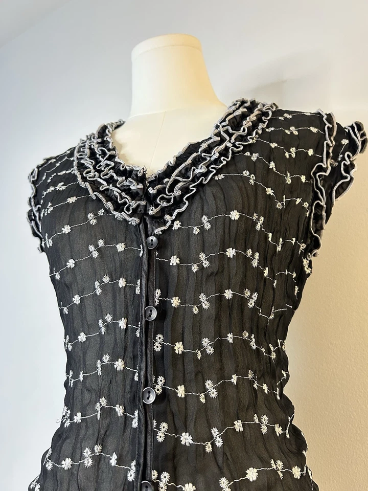 Top Whimsigoth Fairycore negro blanco con ojales crujientes con volantes coqueta para mujer’s L Foto 2 de 4