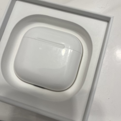 APPLE AirPod 4th Generation