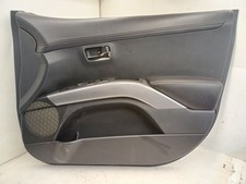Porte avant et accessoires Mitsubishi OUTLANDER