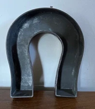 Antique 19th c. Horseshoe Primitive Copper Mold Cake Pan Equestrian Horse Shoe