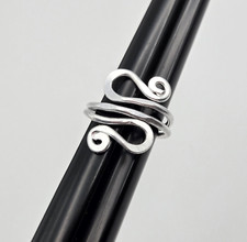 Snake Scroll Ring Silvertone Hammered Metal Swirl Modern Artisan Boho Size 6.25