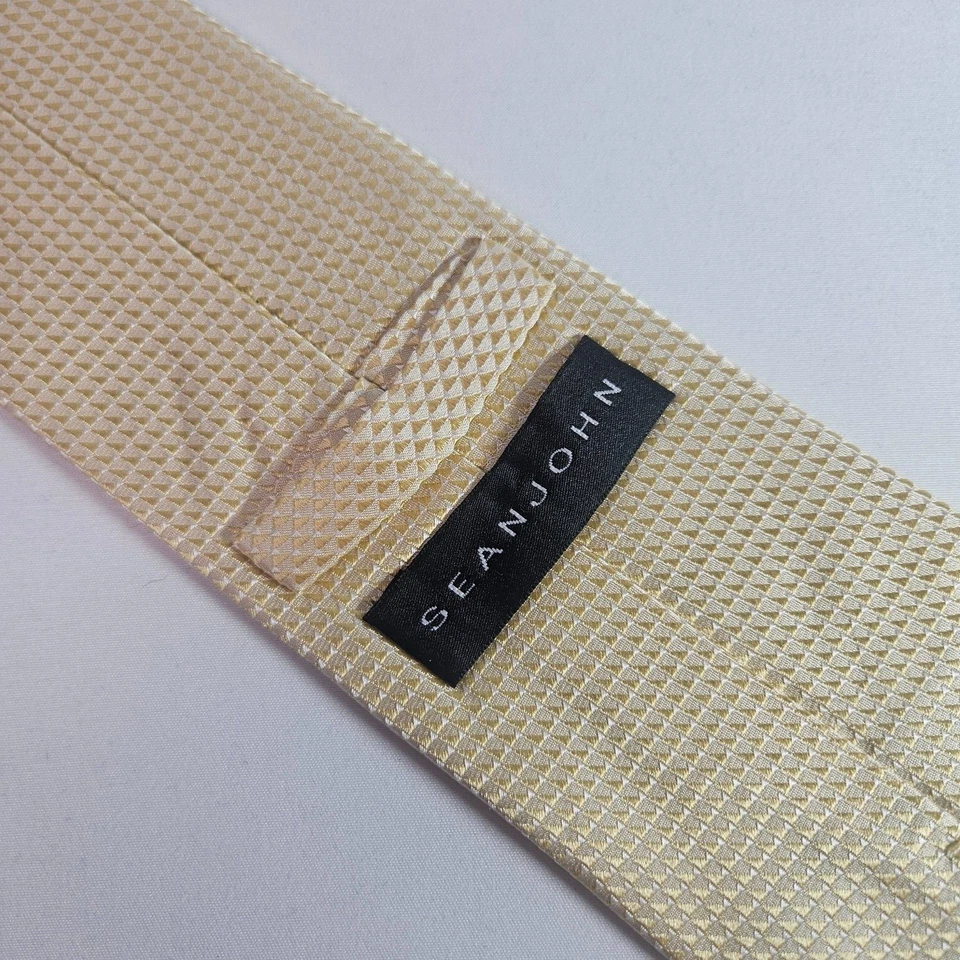 Corbata Sean John 100 % seda geométrica dorada 3,5" x 59" Foto 4 de 4