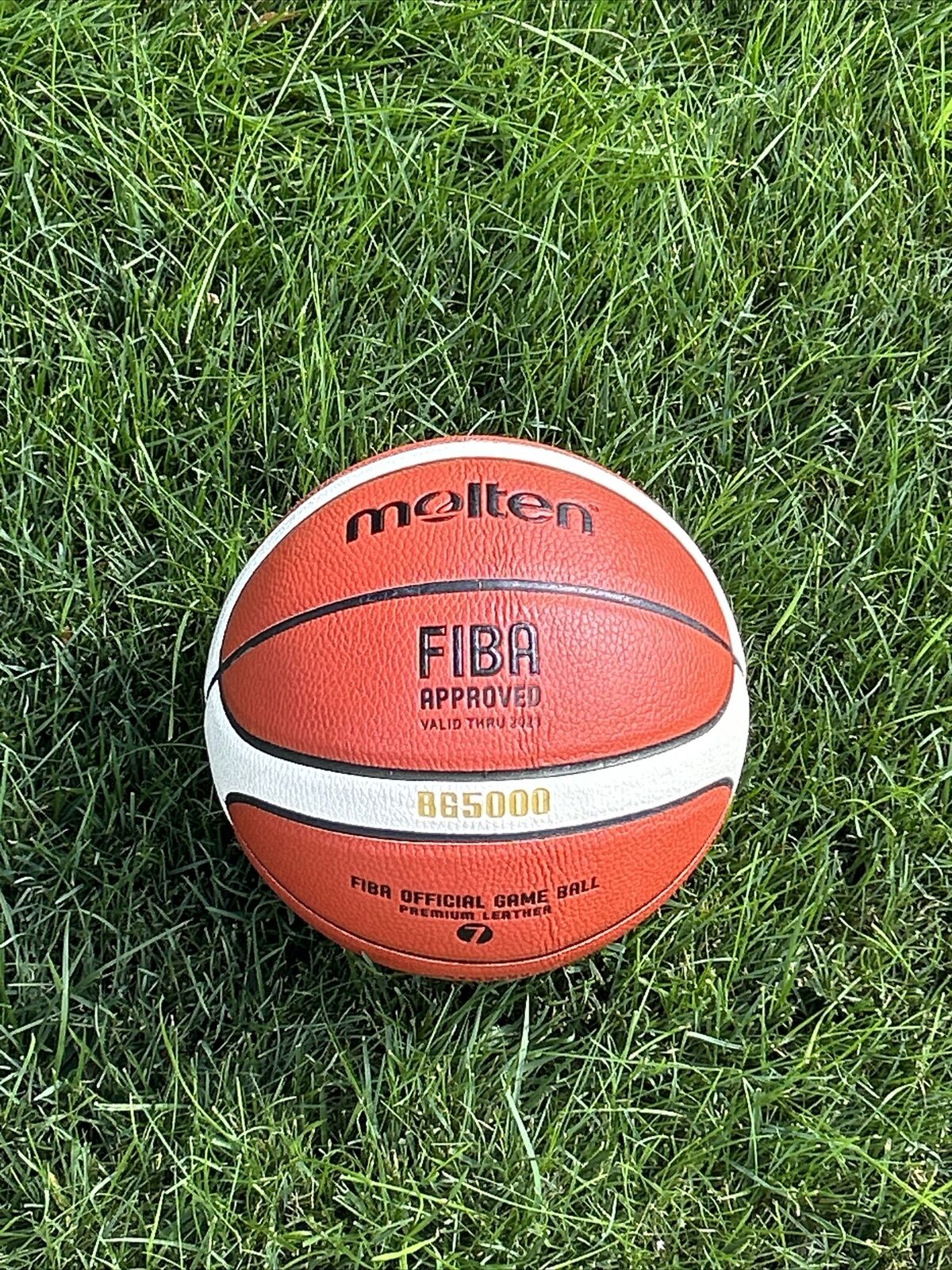 Bola de Basquete Molten BG5000 Basketball em Couro FIBA Approved T7