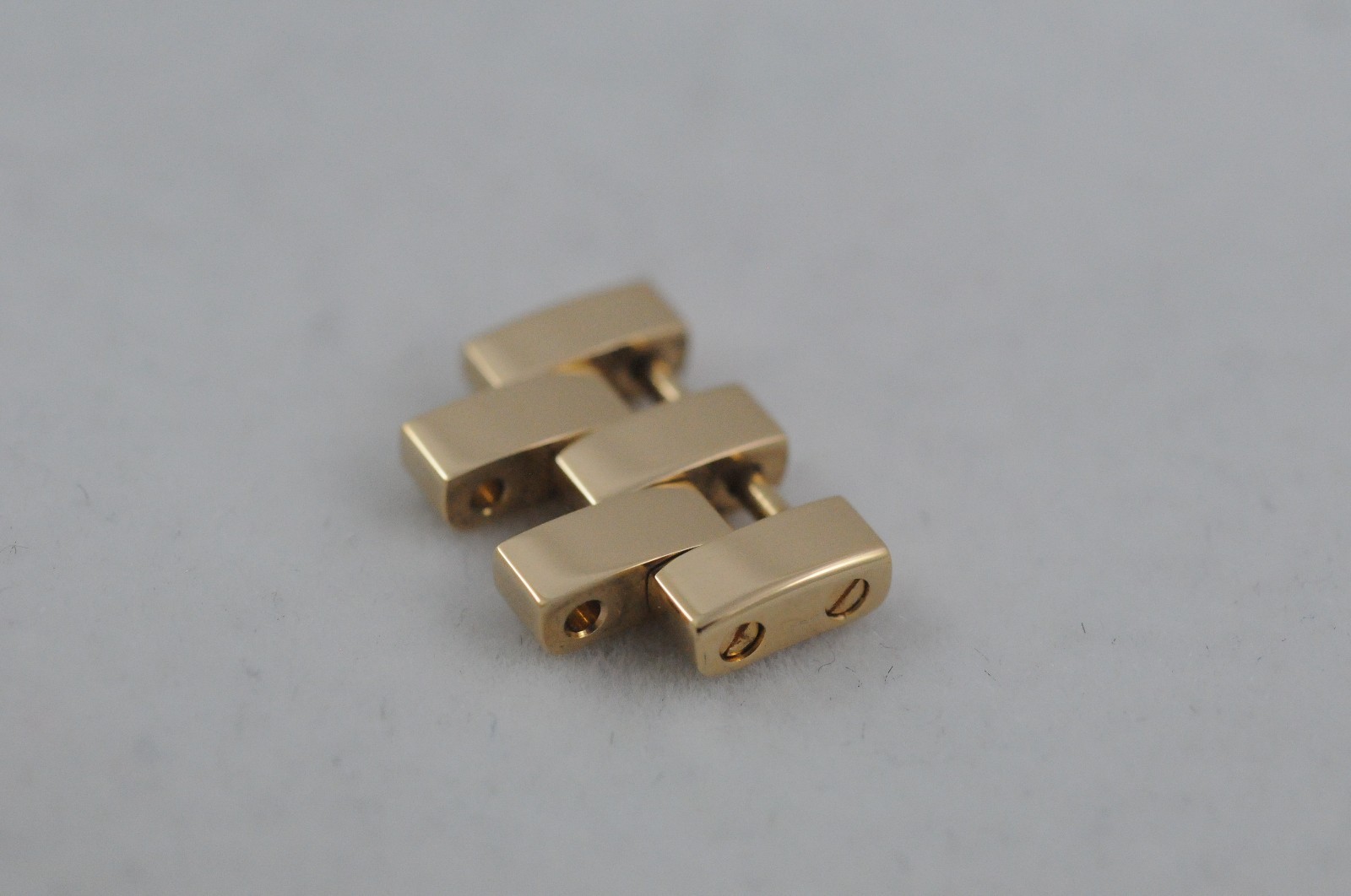 Cartier 18K Yellow Gold 15mm Santos Demoiselle Link Bracelet New-image