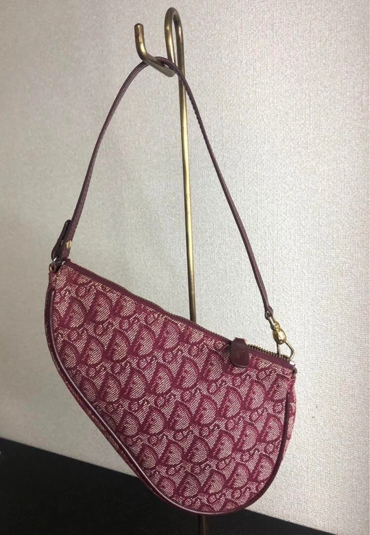 Sac de selle Christian Dior série trotteur vin sac rouge
