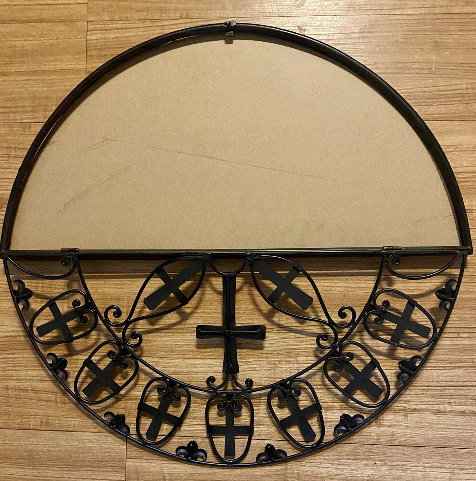 Marco de espejo de metal/hierro estilo gótico de colección cruces de 26 pulgadas Fleur de Lis RARO Foto 2 de 4