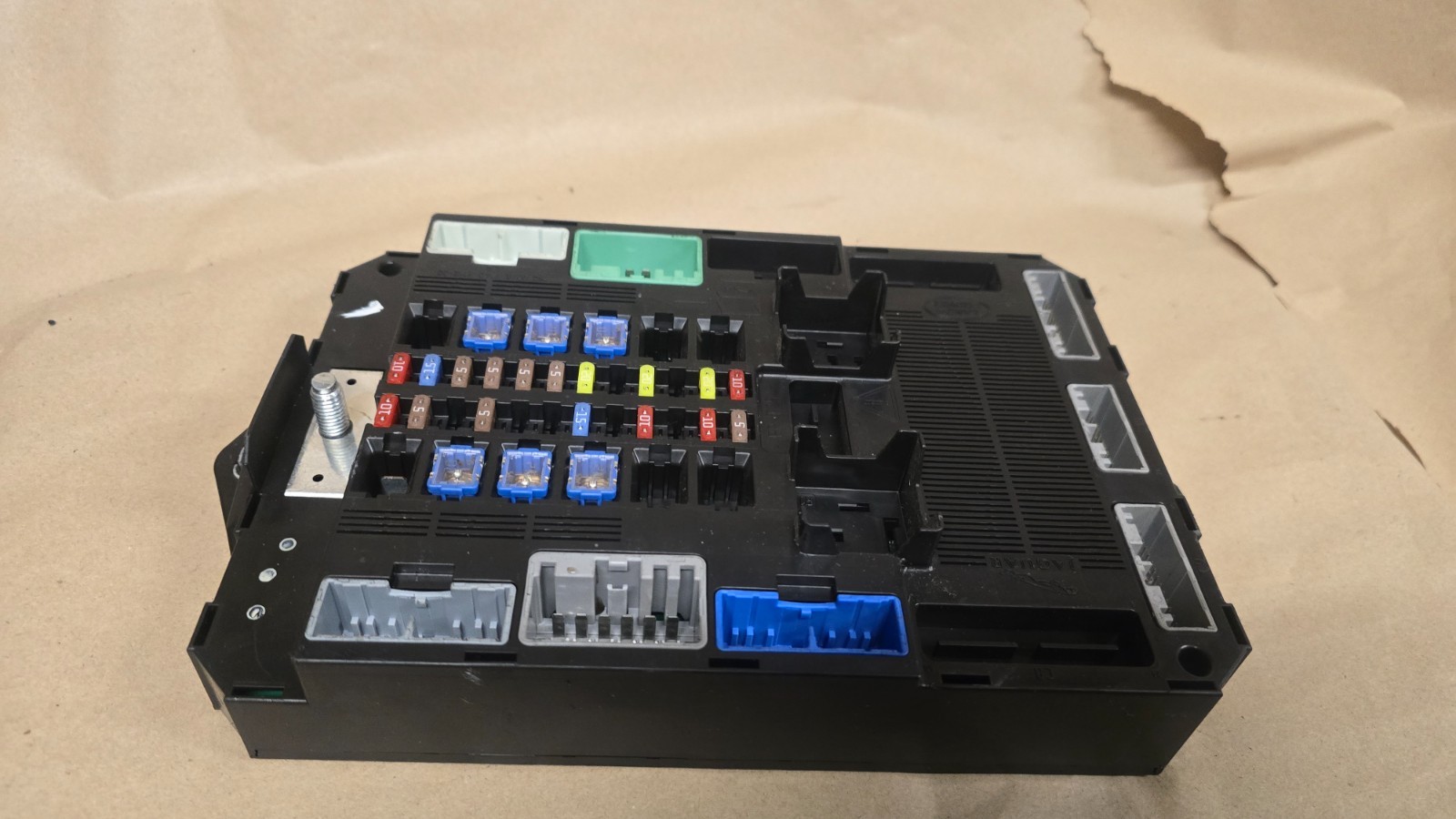 JAGUAR XF X250 FUSE BOX BCM BODY CONTROL MODULE CX23-14B476-AE