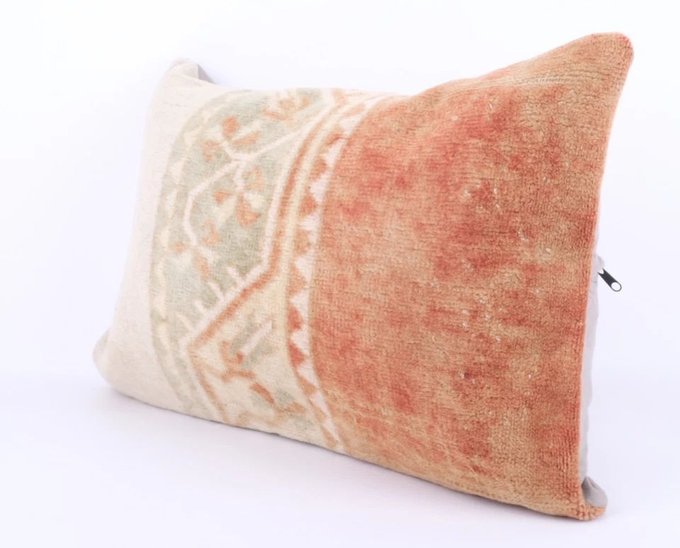 Vintage Turkish Kilim Pillow Cover 16x24 | Handwoven Decorative Lumbar Throw - Image 2 of 4