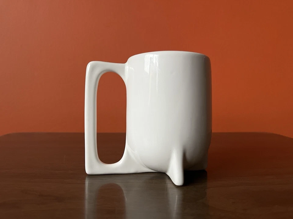Кружка в стиле Баухаус • модернистский дизайн • белая • б/у в отличном состоянии - Изображение 3 из 4