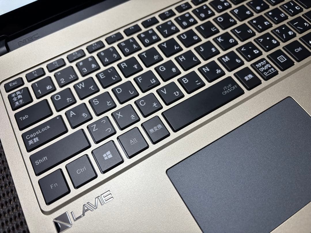 NEC LAVIE Note NEXT NX750/JAG i7-8550U SSD 240GB 8GB 15.6