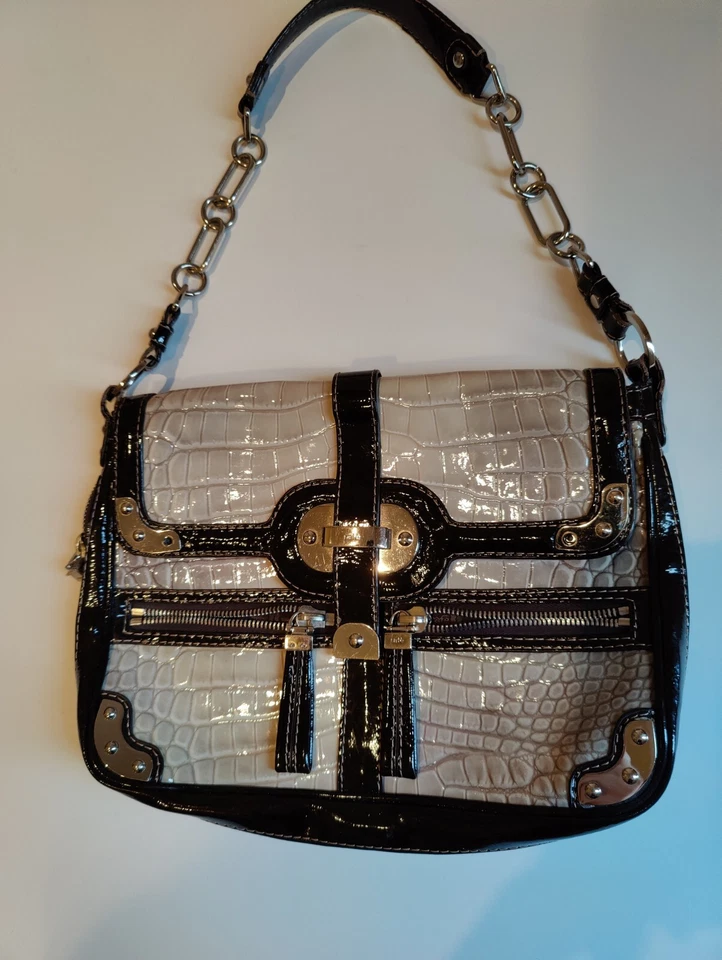 Bolsa de mão Rafe (Rafè) couro envernizado bolsa de mão estampa animal crocodilo jacaré - Imagem 2 de 4