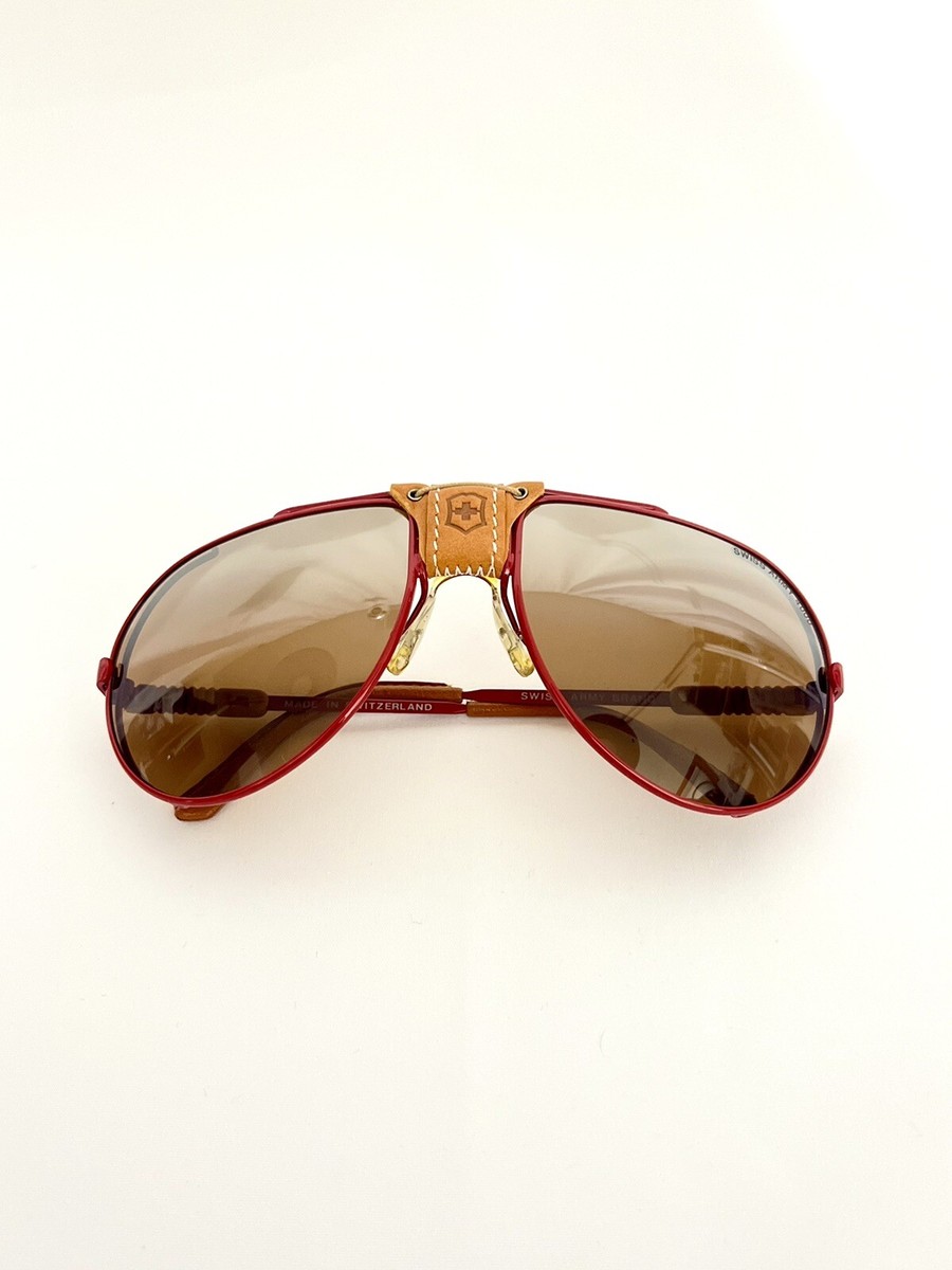 Vintage Swiss Army Marlboro Aviator SAS 4000 Sunglasses
