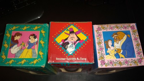 3 Disney Glasses (Beauty, Poca, Snow White) BRAND NEW in Original Box - Picture 2 of 10