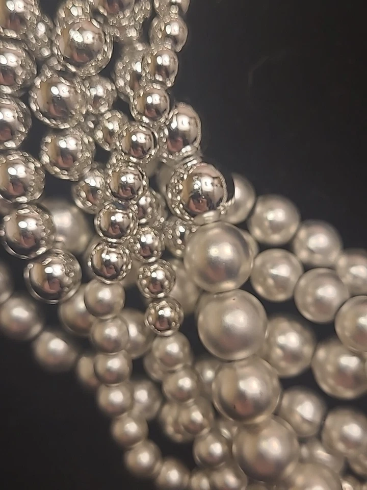 Broche Robert rose*, 8 hebras Silvertone Foux Pearl18", Sarah Cov* 1"1/2" Foto 2 de 4