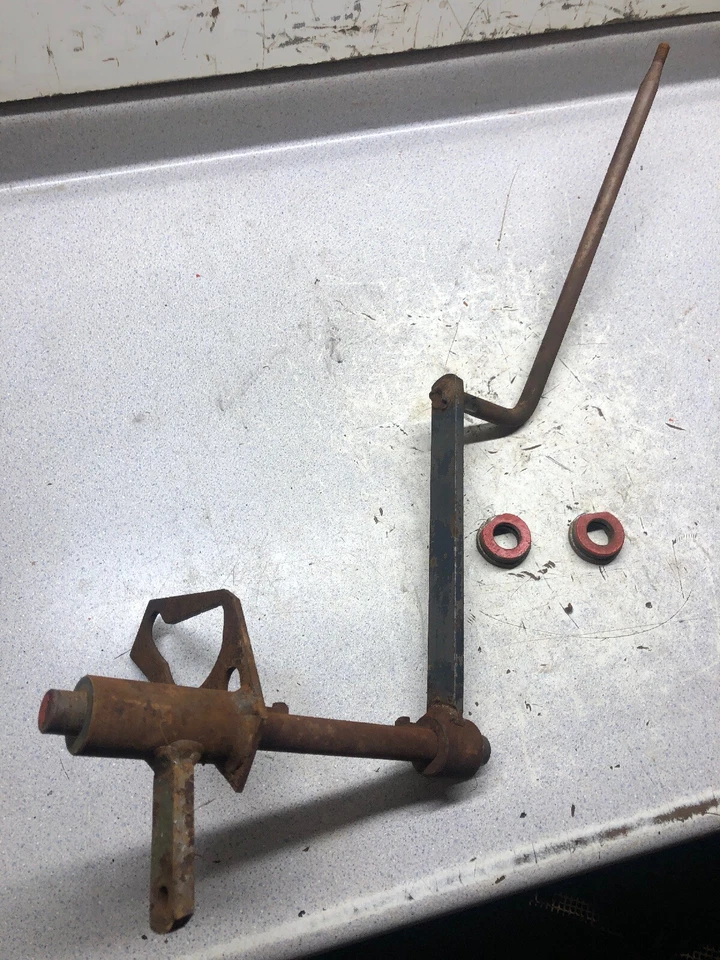 Palanca de movimiento de control hidráulico para tractor cortacésped Massey Ferguson MF14 Foto 3 de 4