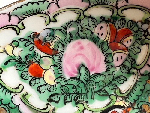 2 Vtg Hand Painted Famille Rose Chinese Porcelain Small Plates, Decorated in HK - Picture 11 of 19