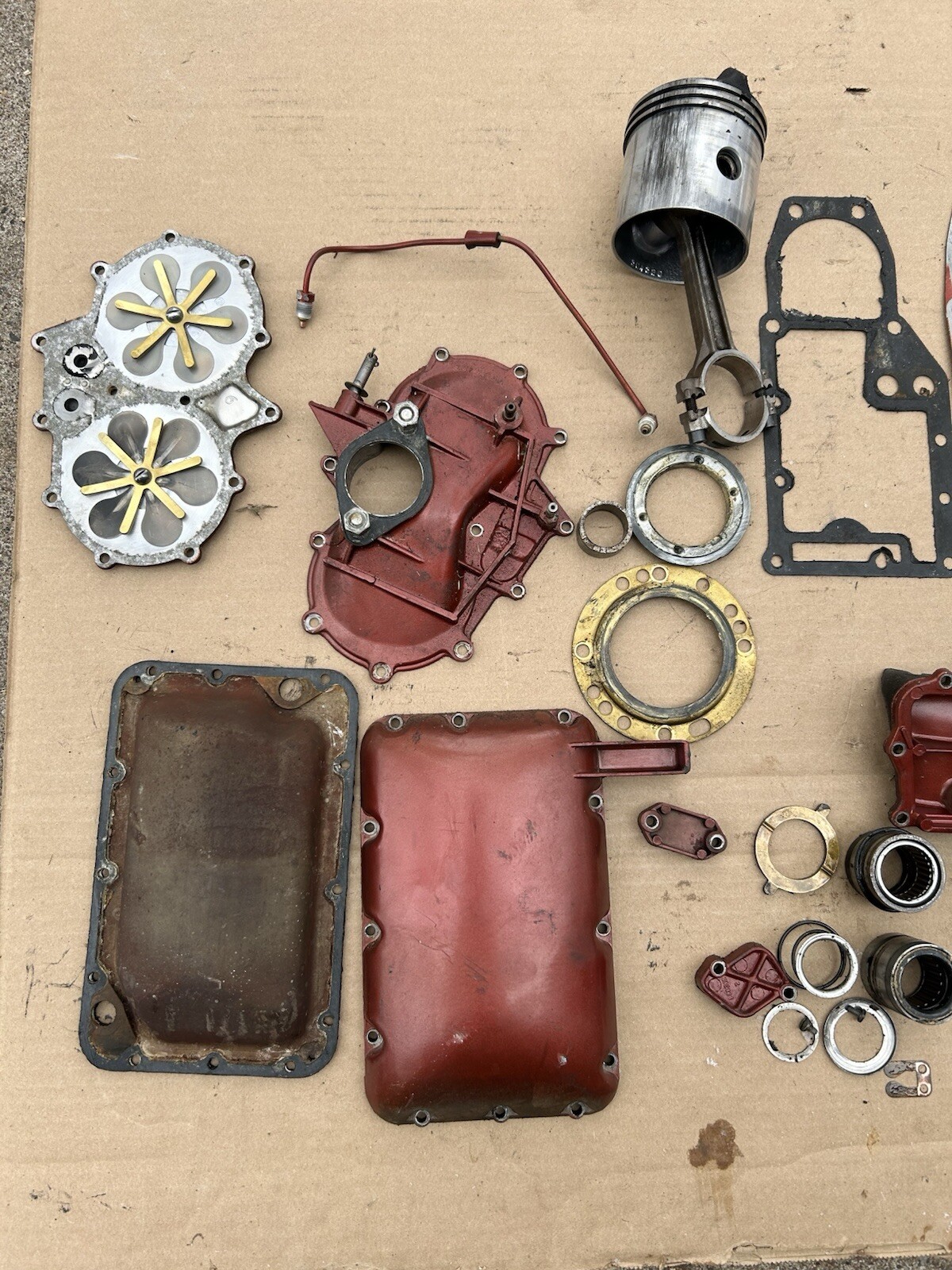 Johnson Javelin RJE-18 RD 1956 30hp Powerhead Parts Lot