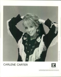 Press Photo: CARLENE CARTER 8x10 B&W 1990