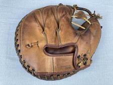 VINTAGE WILSON CATCHERS MITT HAL NARAGON SNAP ACTION RHT BASEBALL GLOVE USA