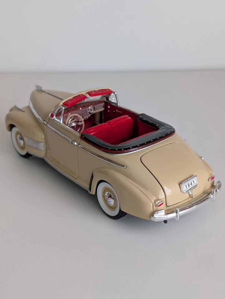 CHEVROLET SPECIAL DELUXE 1941 METALLIC BLUE 1:24 Welly Auto Stradali Modellino N - Immagine 4 di 4