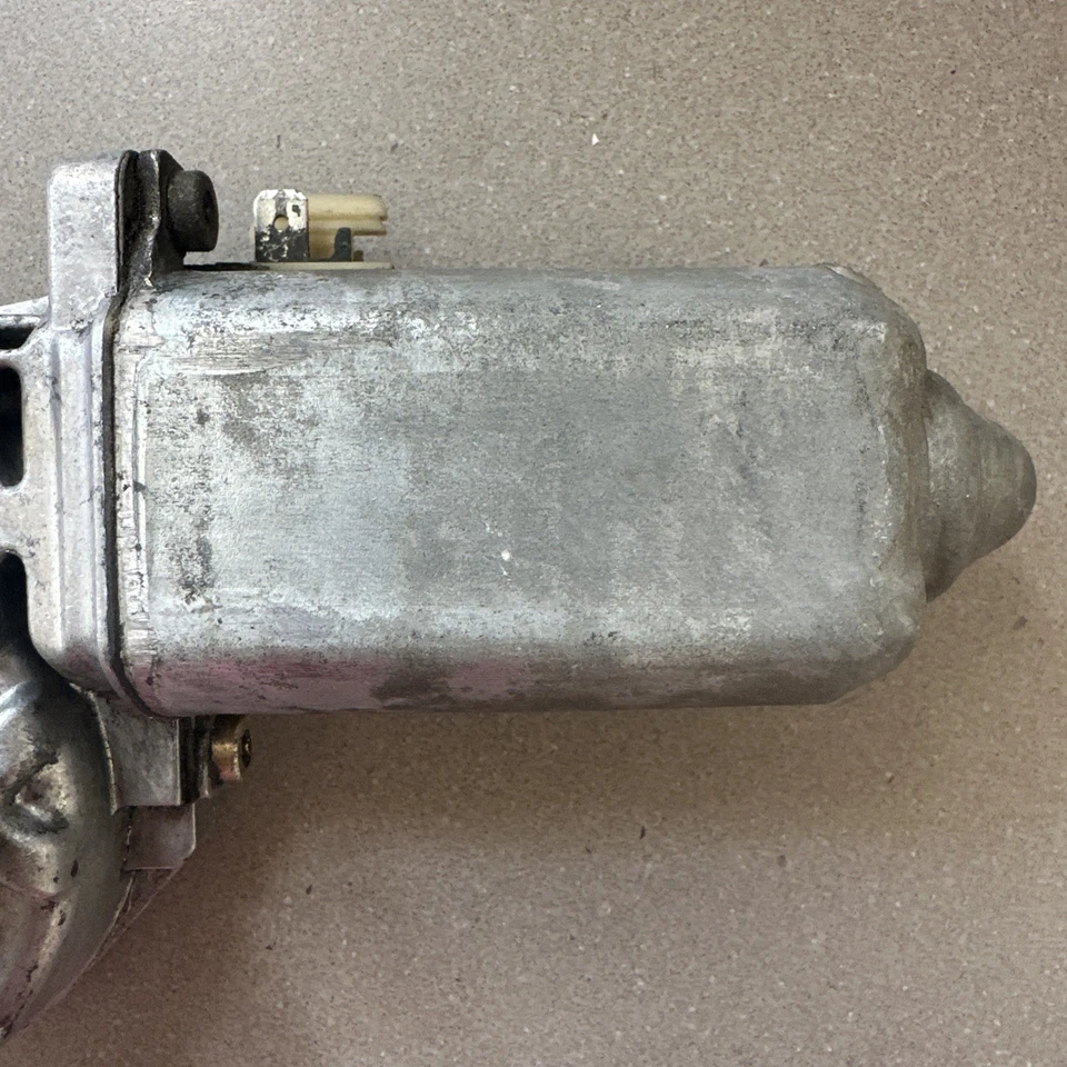 Motor ventana eléctrica puerta conductor Porsche 944 S2 original Bosch usado 924 968 Foto 4 de 4