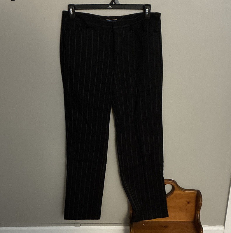 Dockers Women's Black Pinstripe Dress Pants Straight Leg Flat Front Pockets Zip