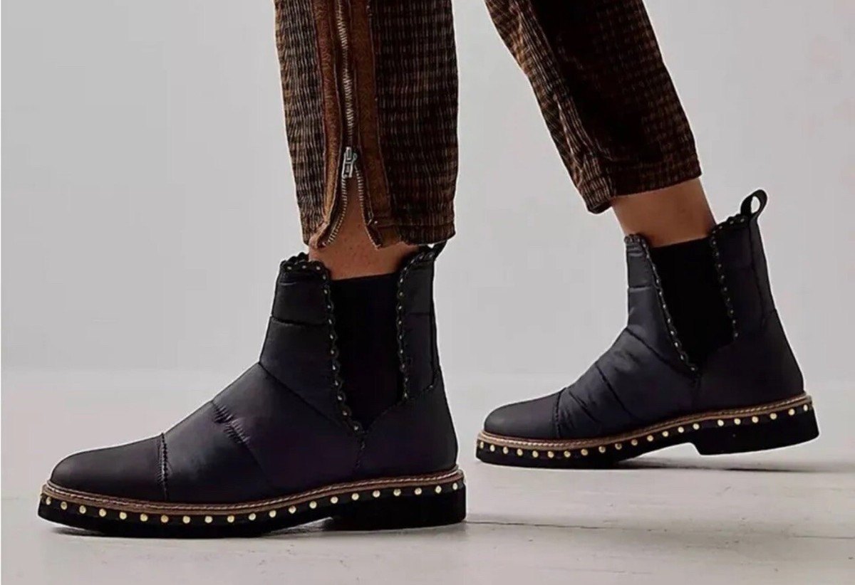 Free People Atlas Puffer Chelsea Black Boots NEW Women’s Size US UK 36