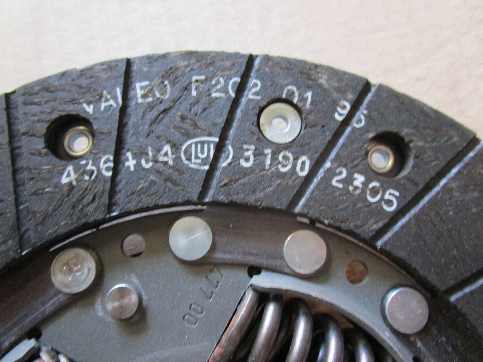 Opel Frontera A 2,0 C20NE C20XE Kupplungsscheibe Kupplung clutch disc Neu Orig. - Bild 3 von 4